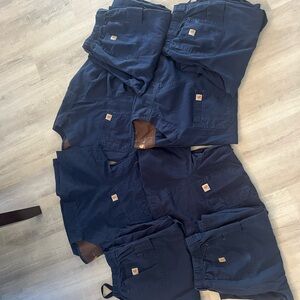 4 sets men’s MEDIUM Carhartt scrubs
